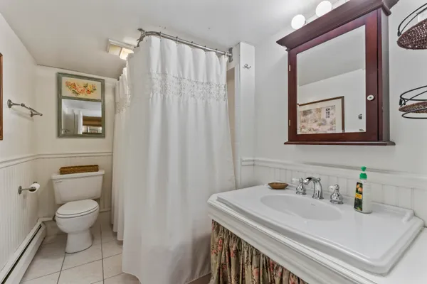 $799,900 | 9 Dry Point Drive, Rome, ME 04963