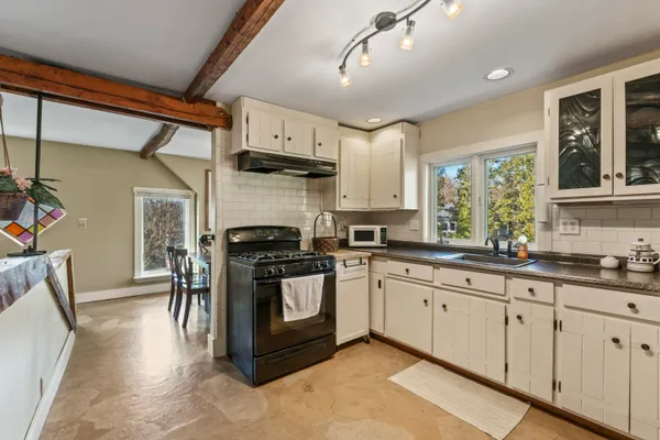 $799,900 | 9 Dry Point Drive, Rome, ME 04963