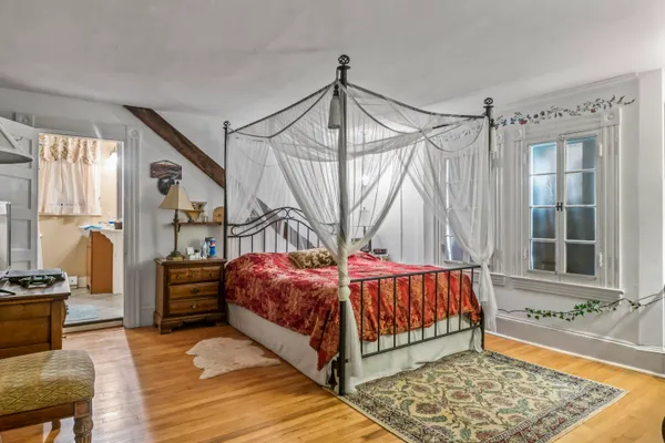 $799,900 | 9 Dry Point Drive, Rome, ME 04963