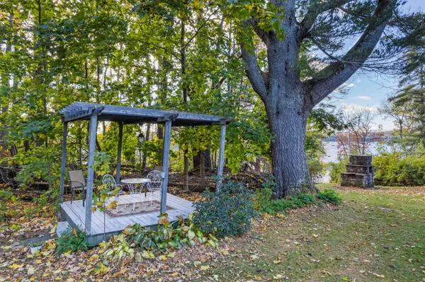 $799,900 | 9 Dry Point Drive, Rome, ME 04963