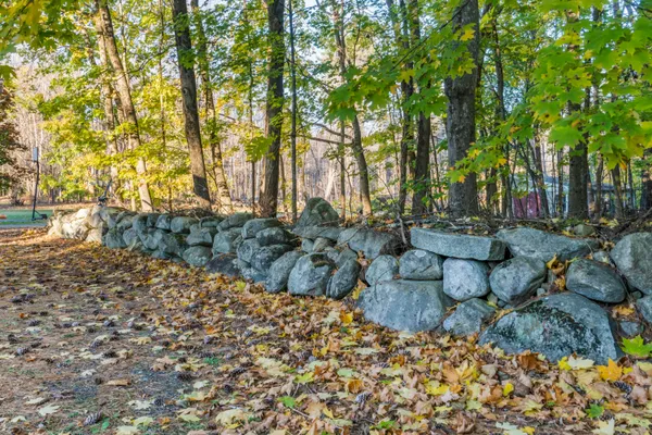 $799,900 | 9 Dry Point Drive, Rome, ME 04963