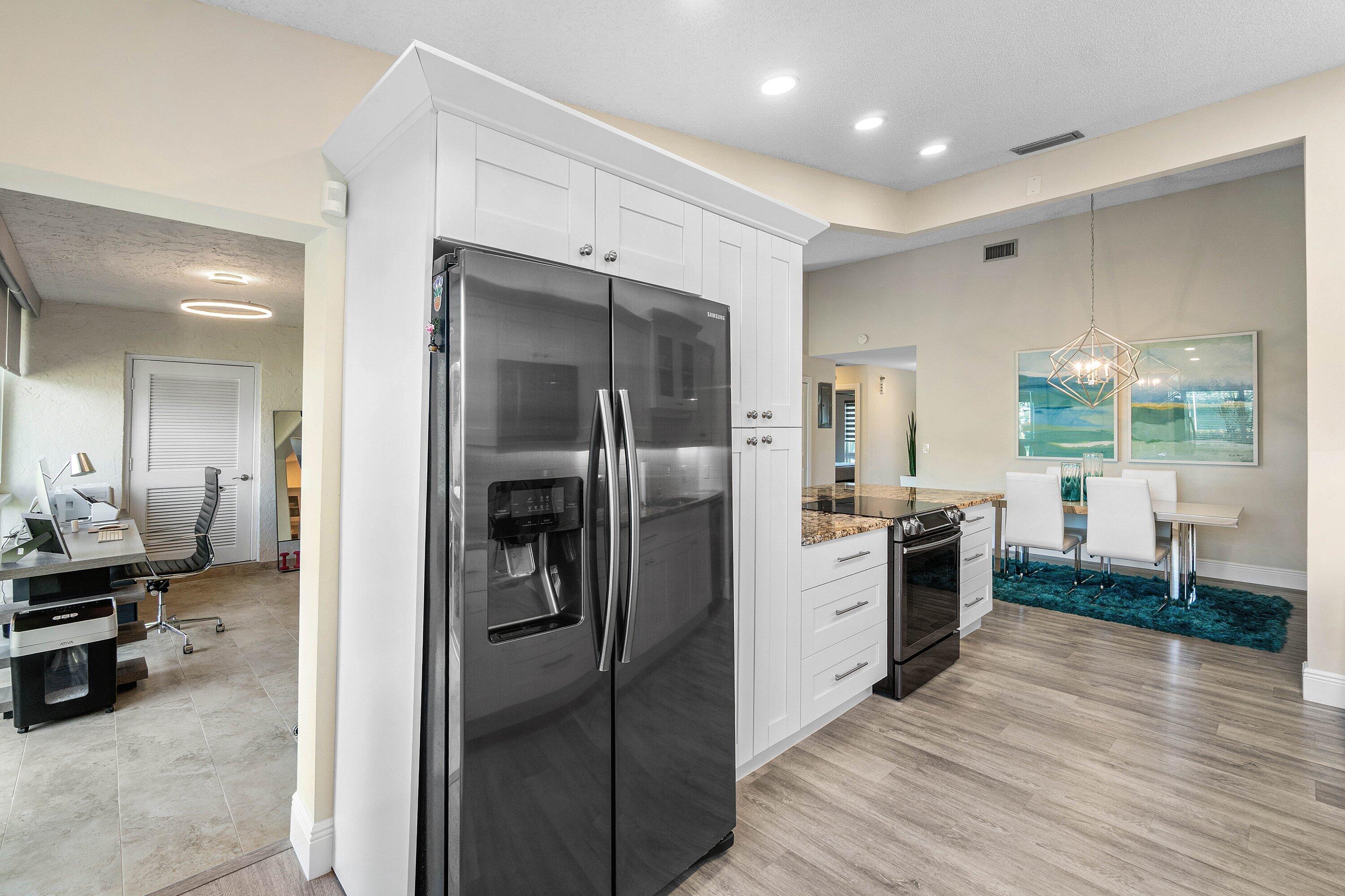 732 Lago Road Delray Beach, FL 33445 - Photo 14 of 42 Open to Flex Space
