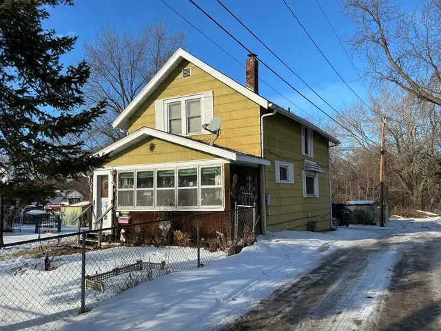 $104,900 | 509 North 12th Street, Superior, WI 54880