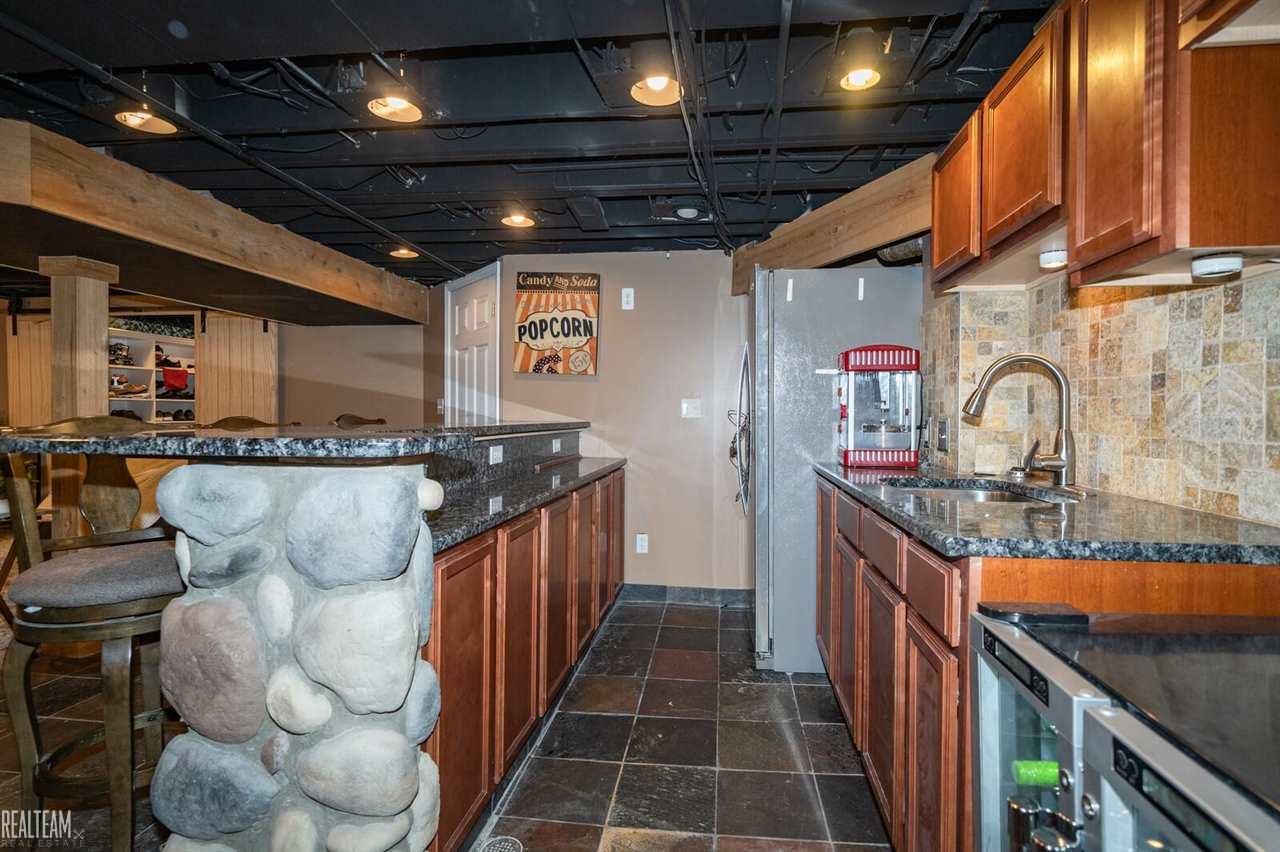 19331 Stephens Eastpointe, MI 48021 - Photo 25 of 34 Gallery Image 25
