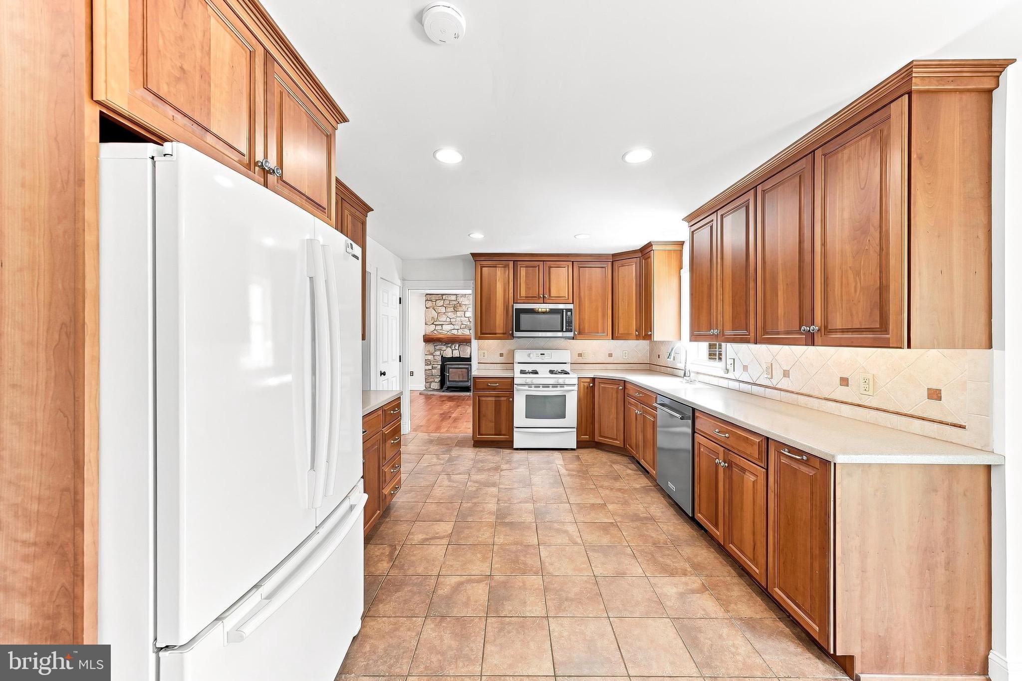 225 West Woodview Road West Grove, PA 19390 - Photo 15 of 61 Gallery Image 15