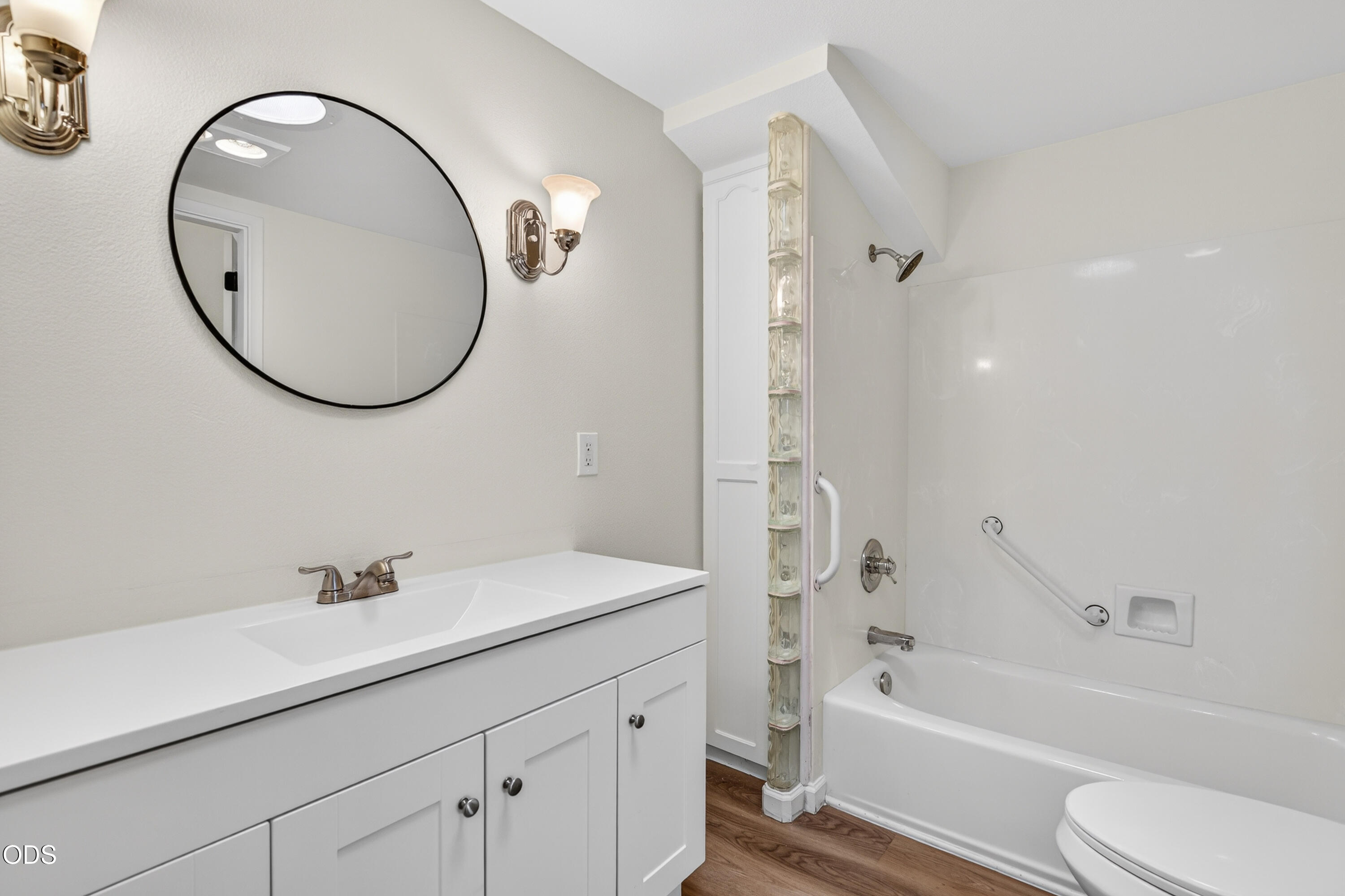 502 South B Street Phoenix, OR 97535 - Photo 15 of 27