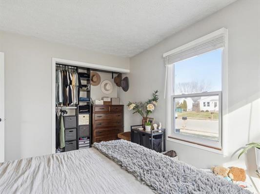 6248 Hillandale Road Davenport, IA 52806 - Photo 15 of 29