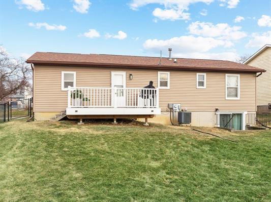 6248 Hillandale Road Davenport, IA 52806 - Photo 24 of 29