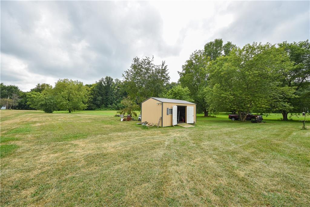 10052 South Randall Road Columbus, IN 47201 - Photo 21 of 26 Gallery Image 21