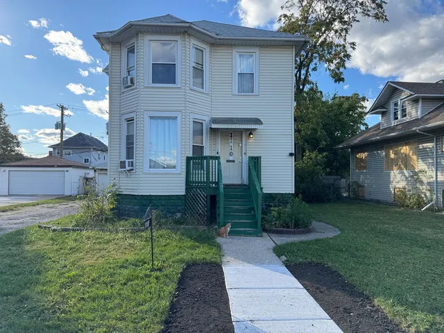 $255,000 | 1110 South 4th Avenue, Maywood, IL 60153