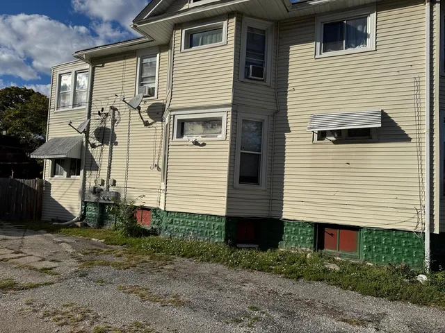 $255,000 | 1110 South 4th Avenue, Maywood, IL 60153