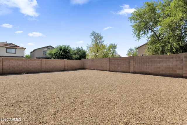 $1,800 | 509 East Daniella Drive, San Tan Valley, AZ 85140