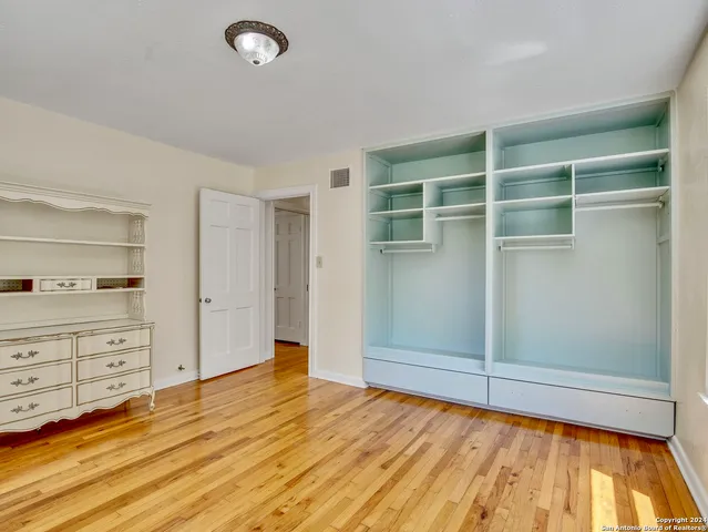 $505,000 | 785 Burr Road, Terrell Hills, TX 78209