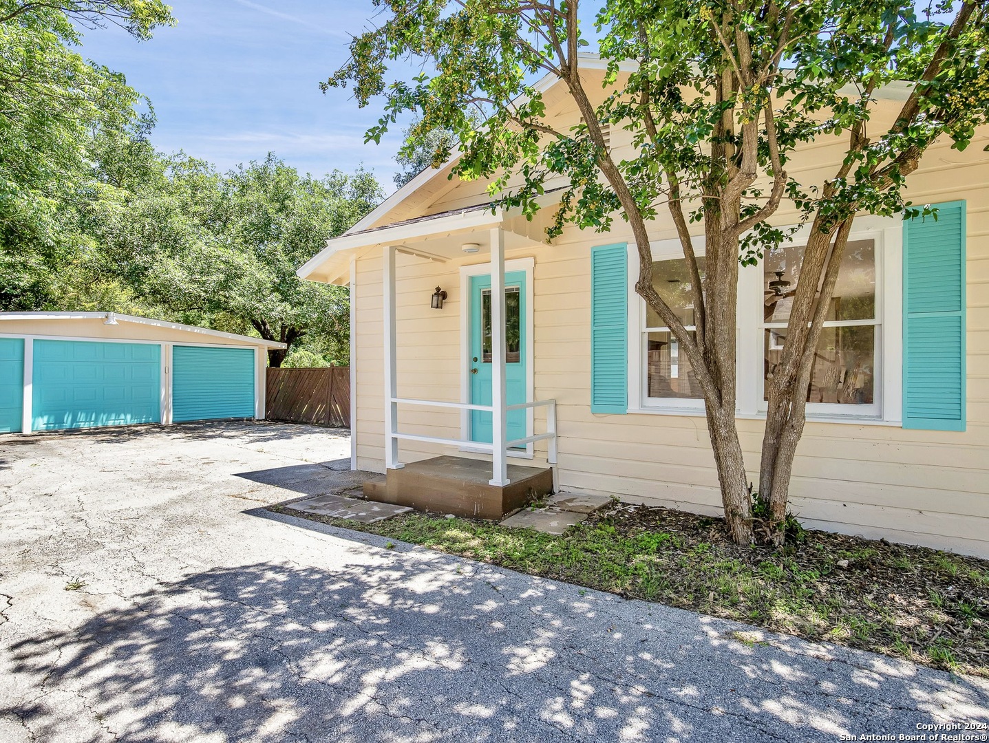 785 Burr Road Terrell Hills, TX 78209 - Photo 27 of 32