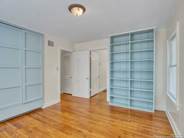 $505,000 | 785 Burr Road, Terrell Hills, TX 78209