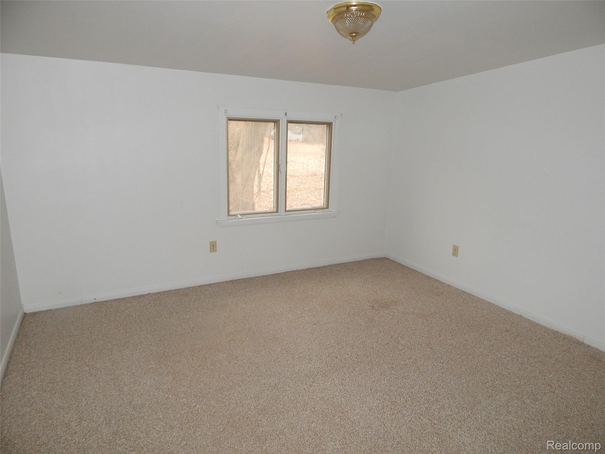 3214 Krafft Road Fort Gratiot, MI 48059 - Photo 31 of 38 DSCN3760.JPG