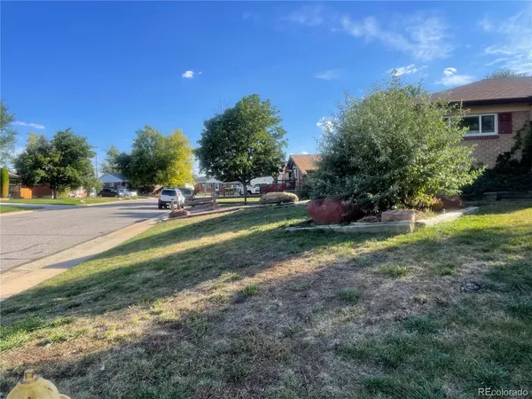 $2,750 | 10478 Pearl Way, Northglenn, CO 80233