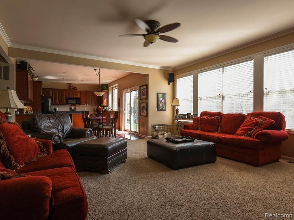 1667 Blushing Court Rochester, MI 48307 - Photo 8 of 24 DSC_2047.jpg