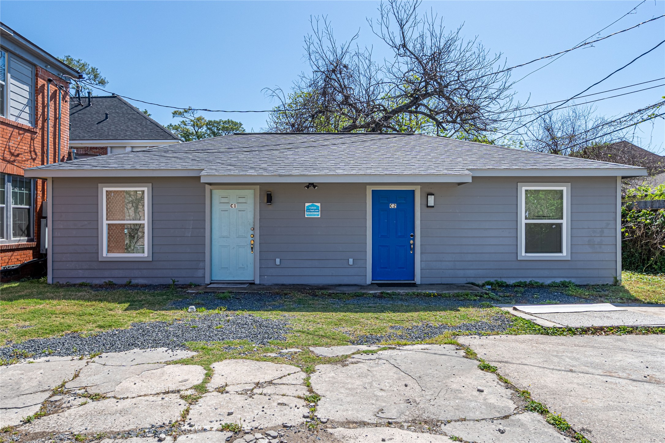 3420 Rosedale Street Houston, TX 77004 - Photo 9 of 11 a view of a house with a yard