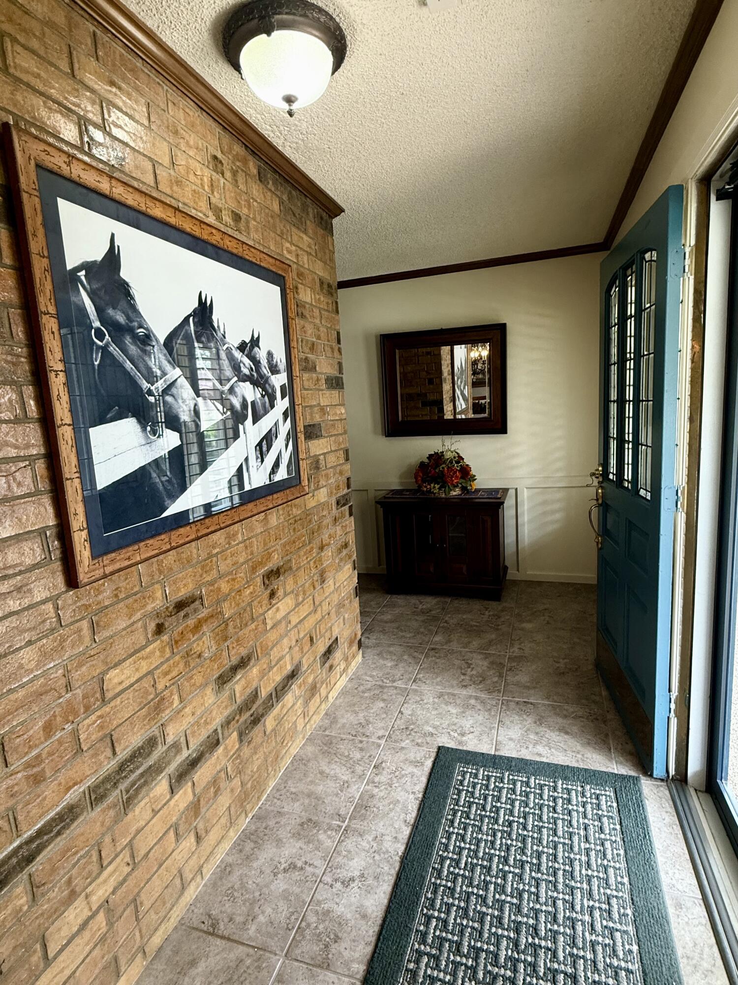 4911 92nd Street Lubbock, TX 79424 - Photo 7 of 77 a view of living room