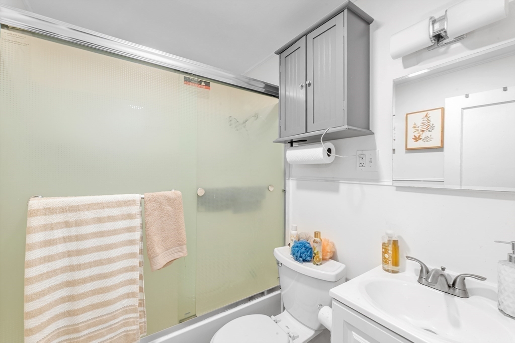 30 Bateman Street Boston, MA 02131 - Photo 19 of 32