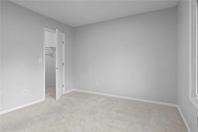 $389,000 | 5417 Northwest Walden Drive, Kansas City, MO 64151