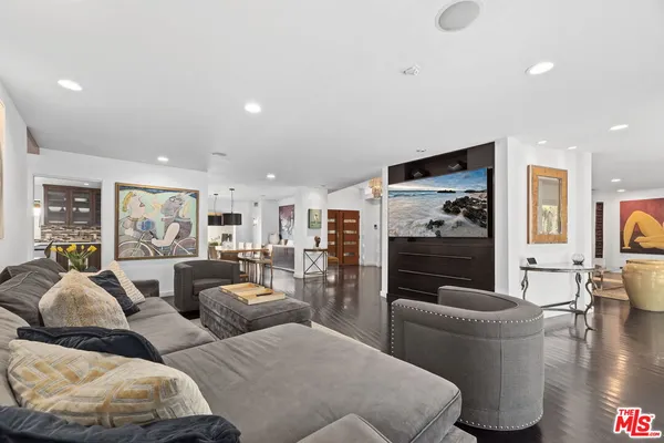 $15,000 | 8405 Edwin Drive, Los Angeles, CA 90046