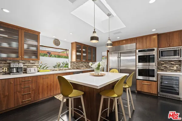 $15,000 | 8405 Edwin Drive, Los Angeles, CA 90046
