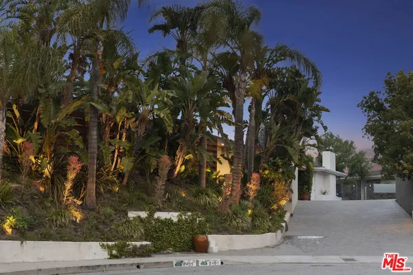 $15,000 | 8405 Edwin Drive, Los Angeles, CA 90046