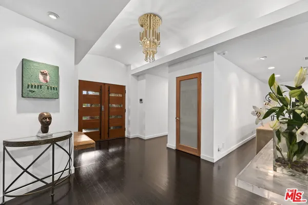 $15,000 | 8405 Edwin Drive, Los Angeles, CA 90046