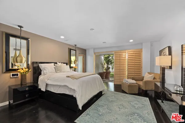 $15,000 | 8405 Edwin Drive, Los Angeles, CA 90046