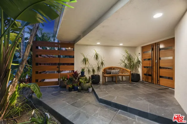 $15,000 | 8405 Edwin Drive, Los Angeles, CA 90046