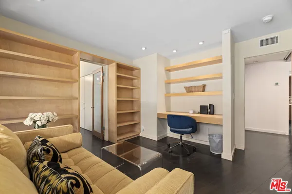$15,000 | 8405 Edwin Drive, Los Angeles, CA 90046