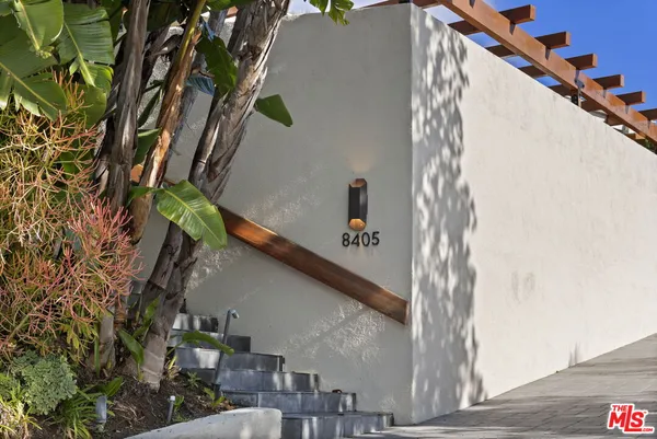 $15,000 | 8405 Edwin Drive, Los Angeles, CA 90046