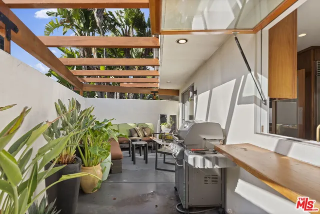 $15,500 | 8405 Edwin Drive, Los Angeles, CA 90046