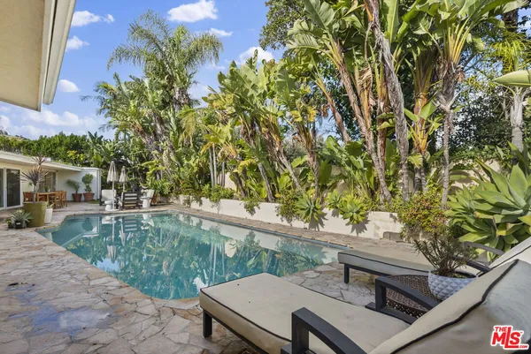 $15,000 | 8405 Edwin Drive, Los Angeles, CA 90046