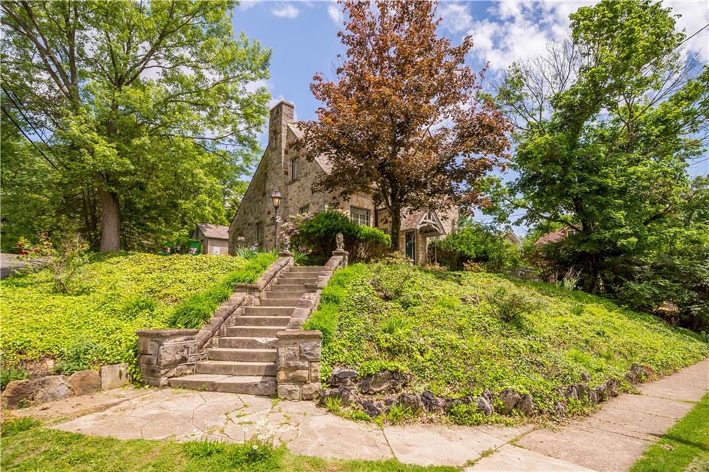 2 Crescent Drive Pittsburgh, PA 15228 - Photo 3 of 48 a view of a yard with plants and large trees