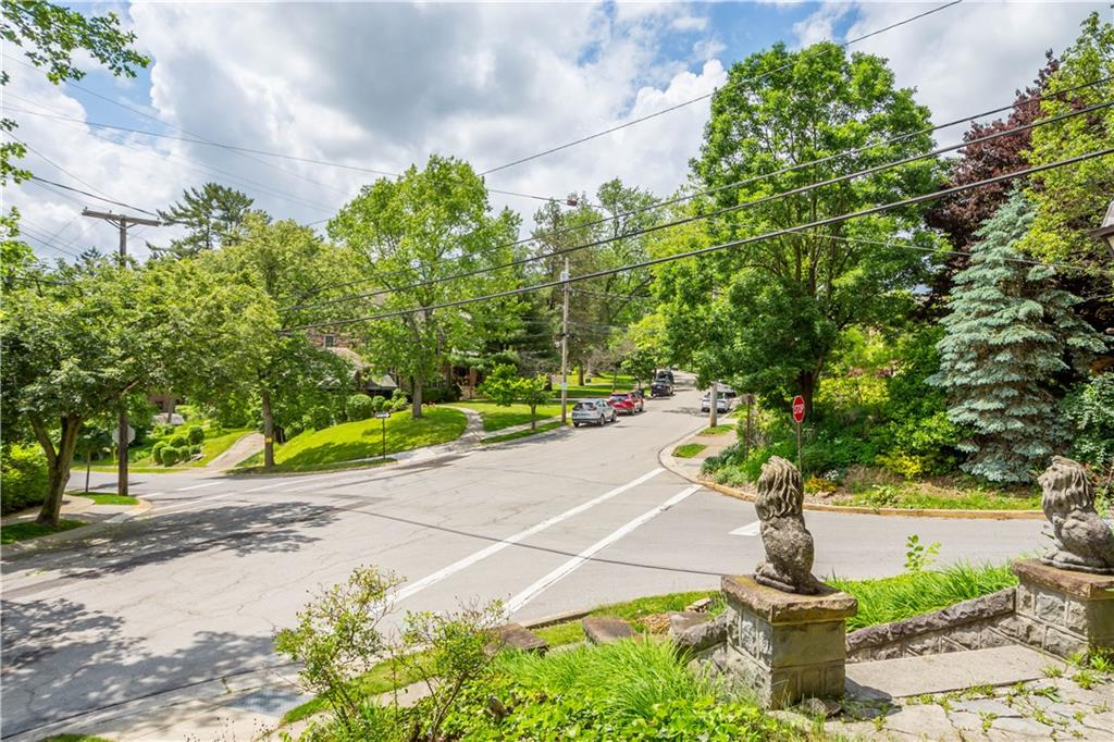 2 Crescent Drive Pittsburgh, PA 15228 - Photo 41 of 48