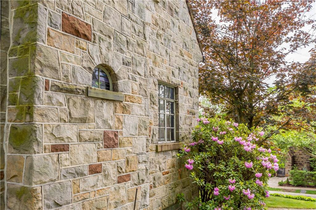 2 Crescent Drive Pittsburgh, PA 15228 - Photo 42 of 48