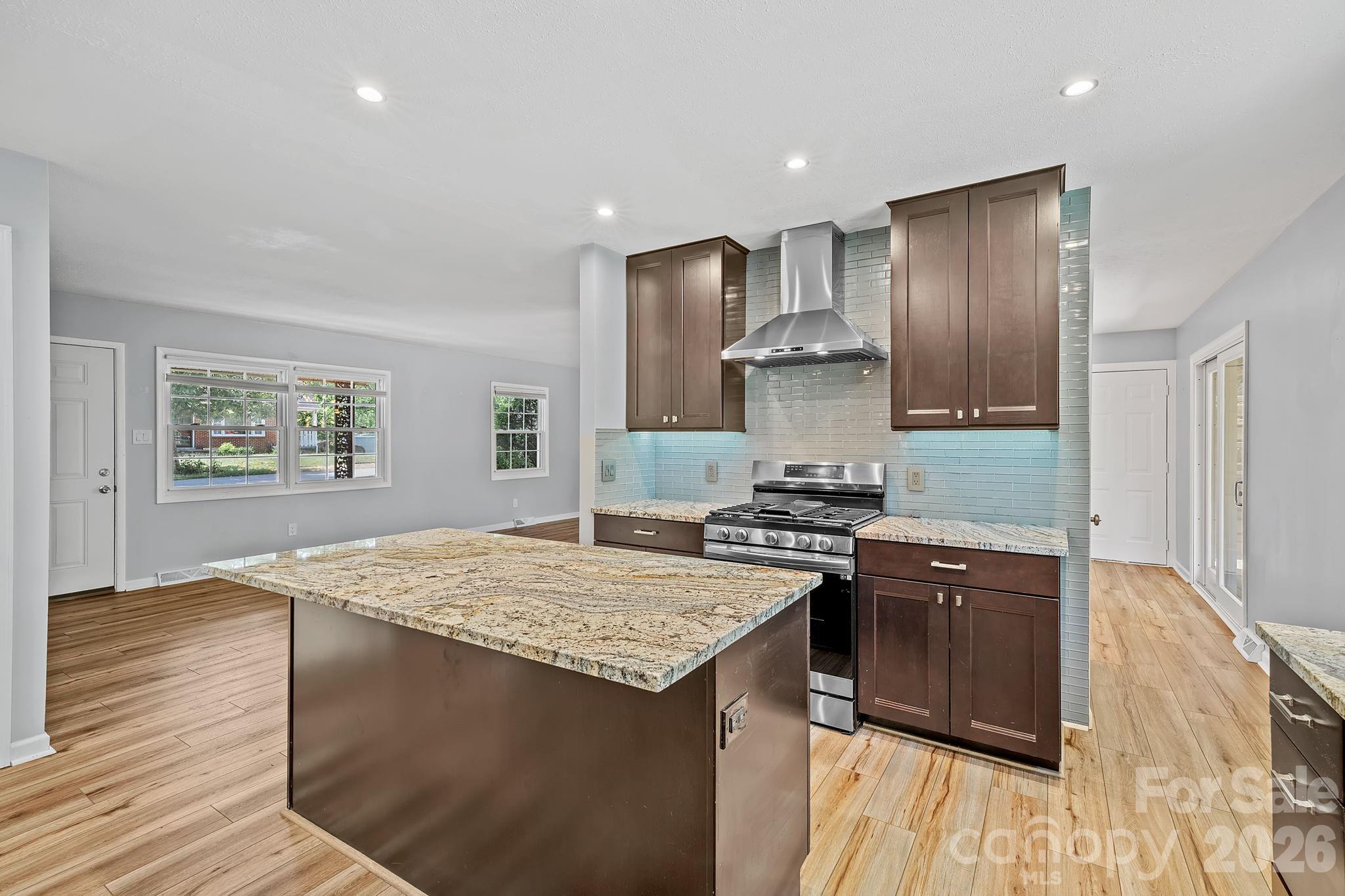 39 Grandview Road Asheville, NC 28806 - Photo 13 of 31 Gallery Image 13