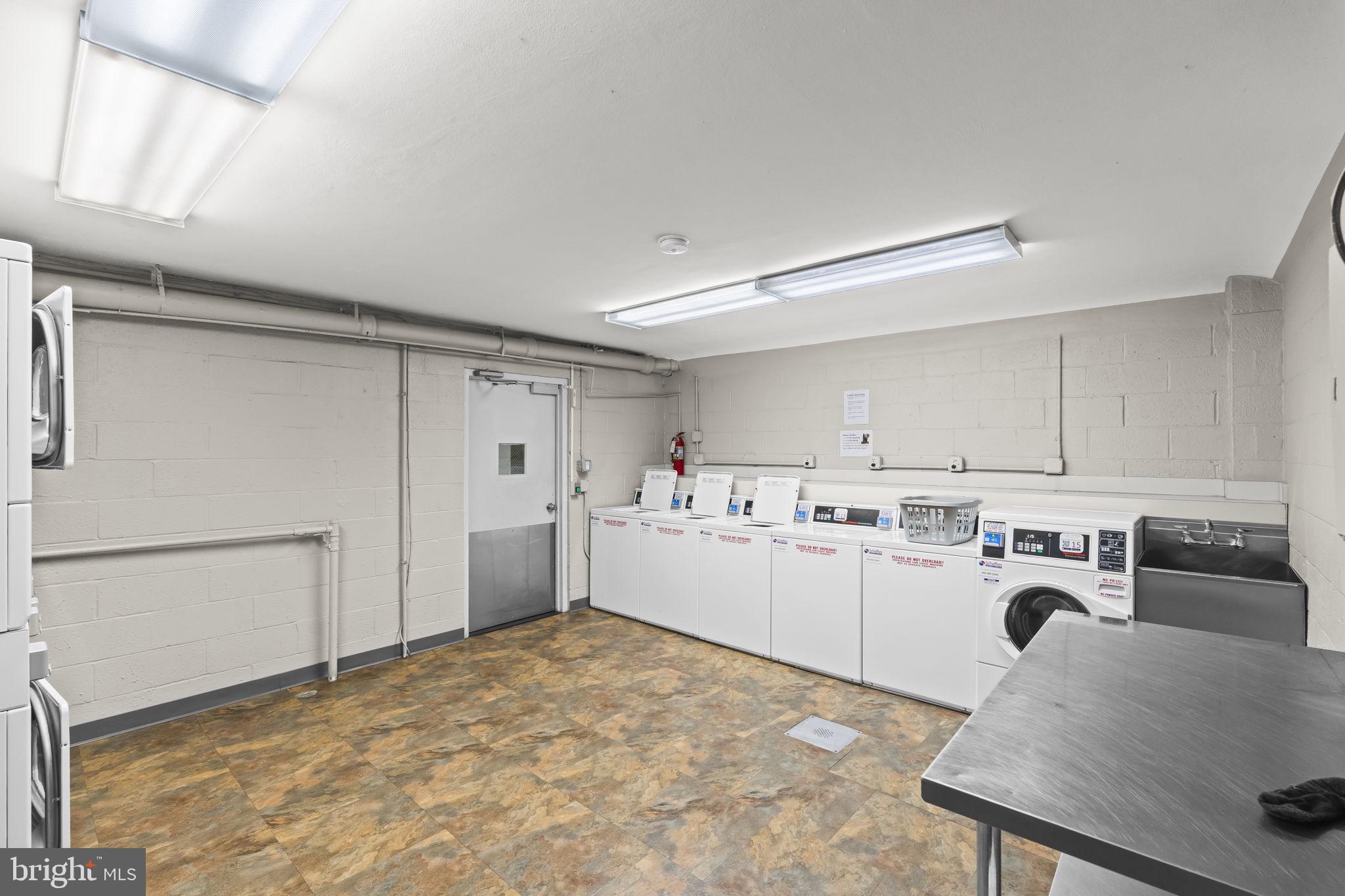 2829 Connecticut Avenue Northwest, Unit 503 Washington, DC 20008 - Photo 25 of 28 Onsite laundry