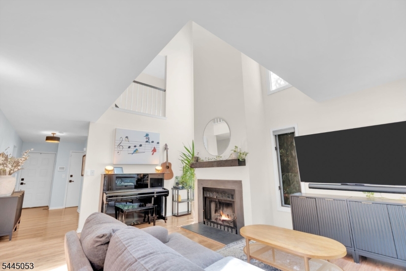 66 Bond Street Bridgewater, NJ 08807 - Photo 6 of 47