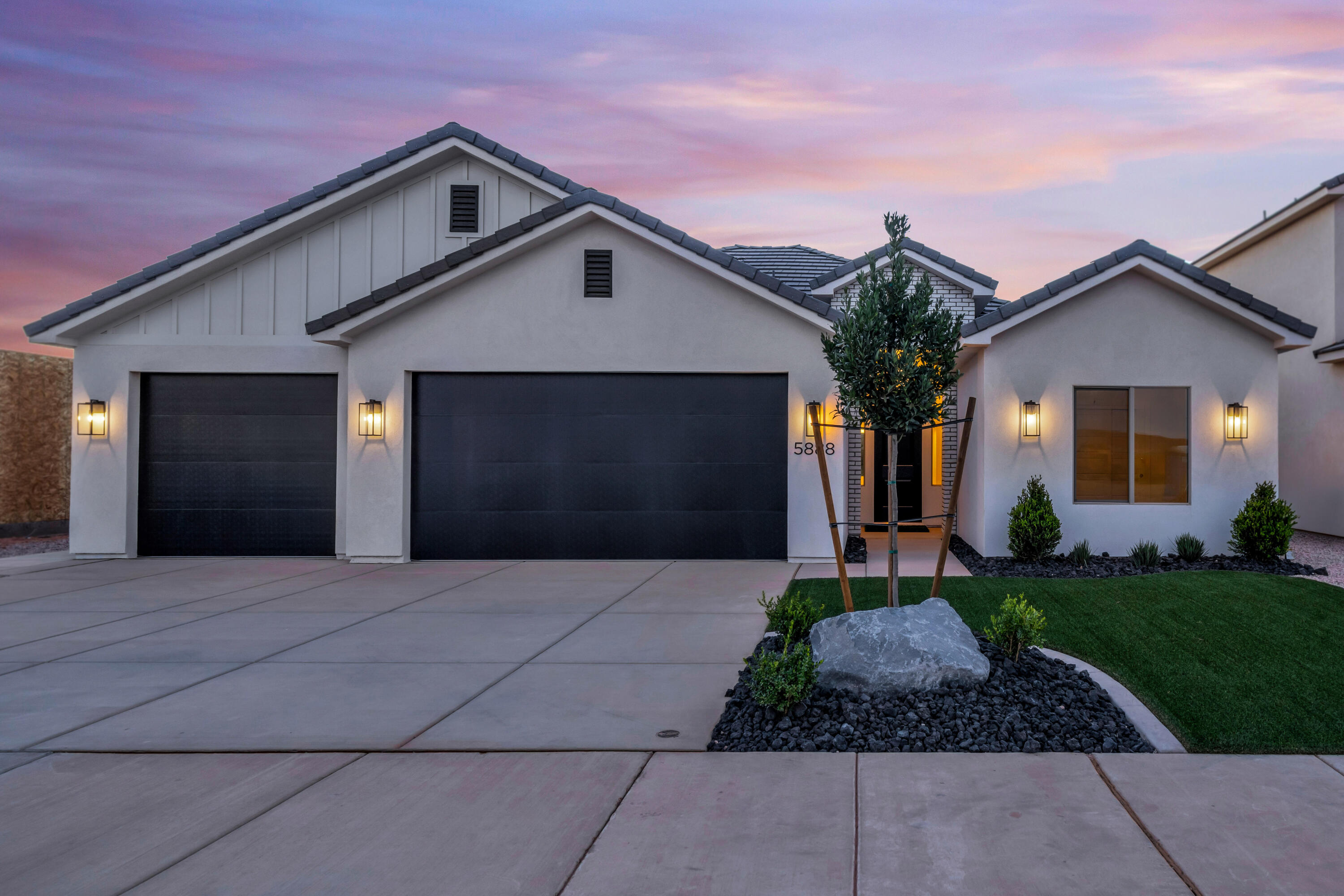 5888 Foothill Rdg Drive St. George, UT 84790 - Photo 4 of 29 front 2