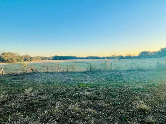 $125,000 | 1093 West St Wallis Tx 77485, Wallis, TX 77485