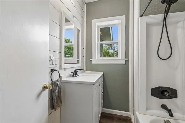 $390,000 | 507 North 7th Street, Sanger, TX 76266