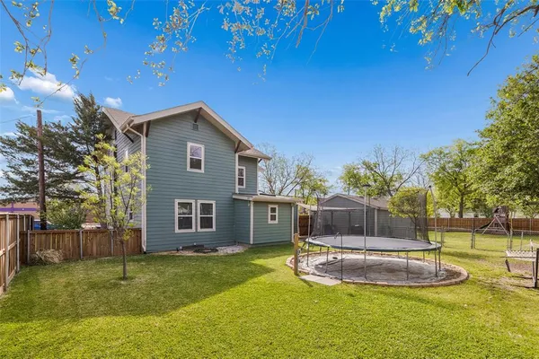 $390,000 | 507 North 7th Street, Sanger, TX 76266