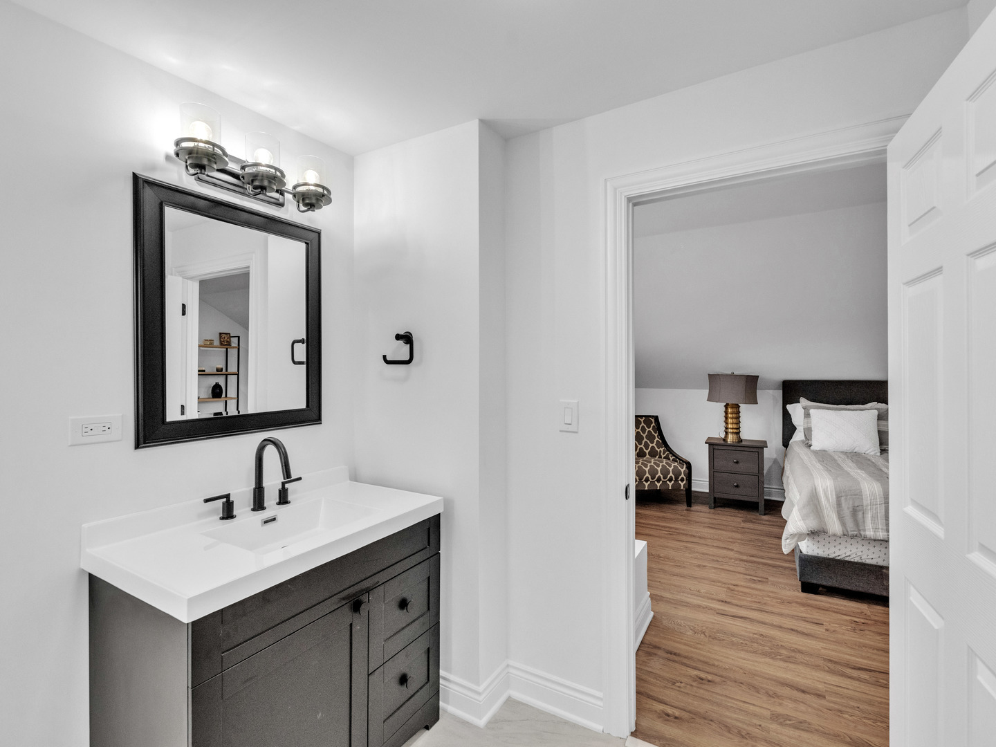 2343 Ridgeland Avenue Berwyn, IL 60402 - Photo 22 of 30 a en suite bathroom with a sink double vanity and a mirror