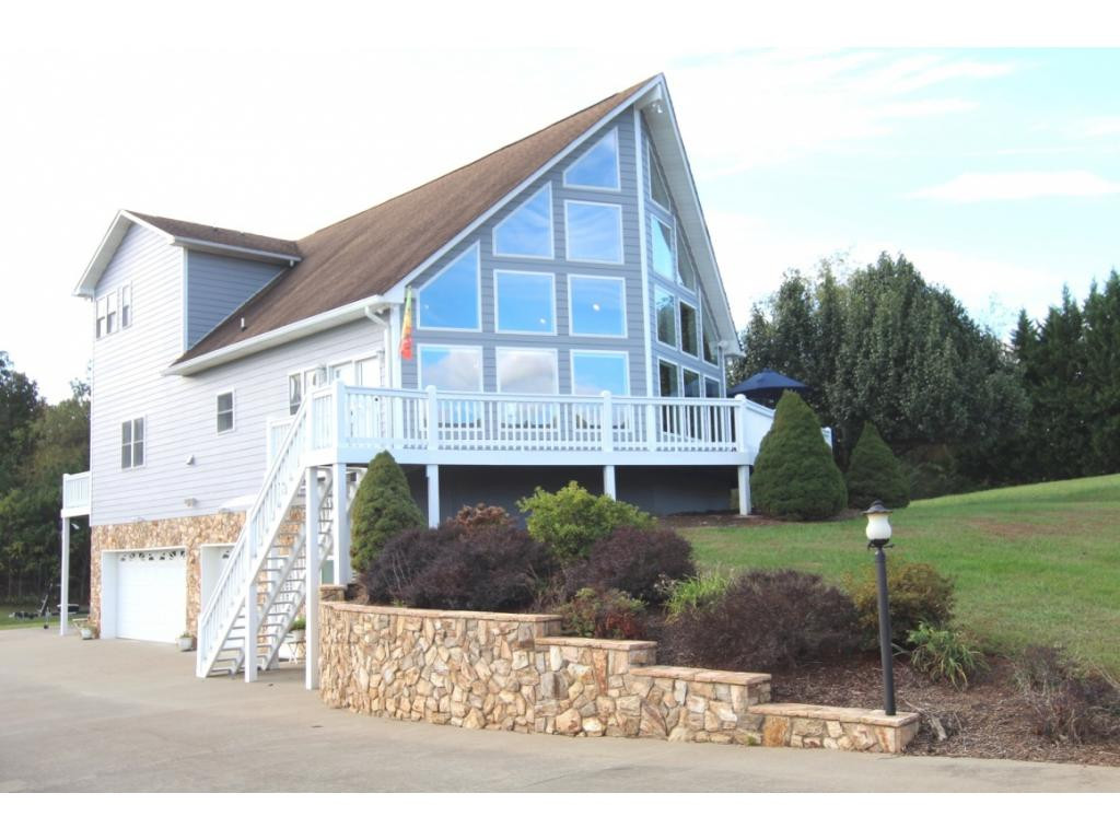 575 Harbor Point Road Butler, TN 37640 - Photo 1 of 33 Photo 1