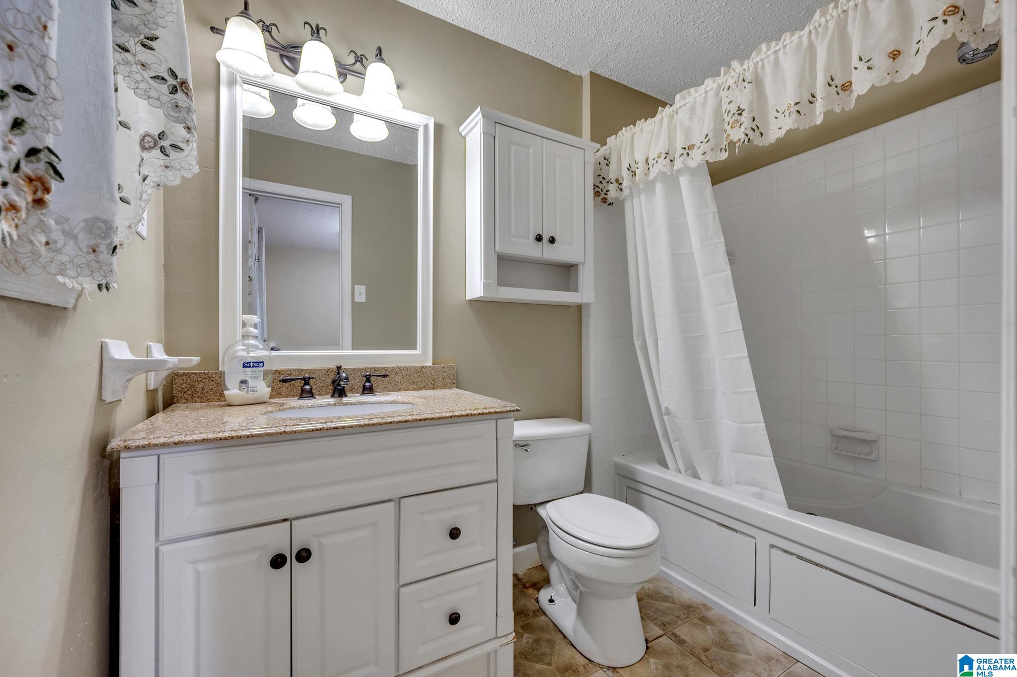 1411 Cross Path Drive Alabaster, AL 35007 - Photo 13 of 30