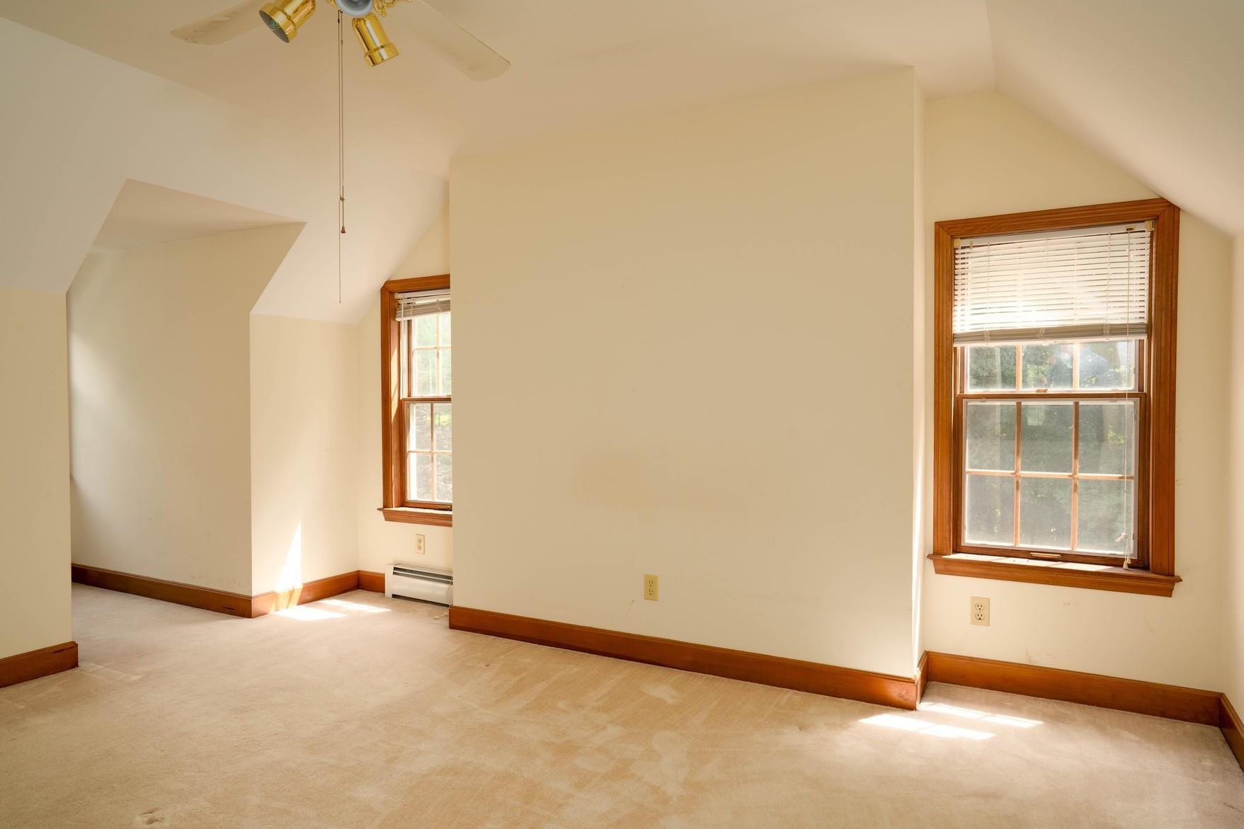 667 Canterbury Road Manchester, VT 05255 - Photo 11 of 29 Gallery Image 11